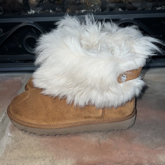 UGG Valentina Boot Chestnut 1012388  Crystal Studded Size 8 - Picture 3 of 14